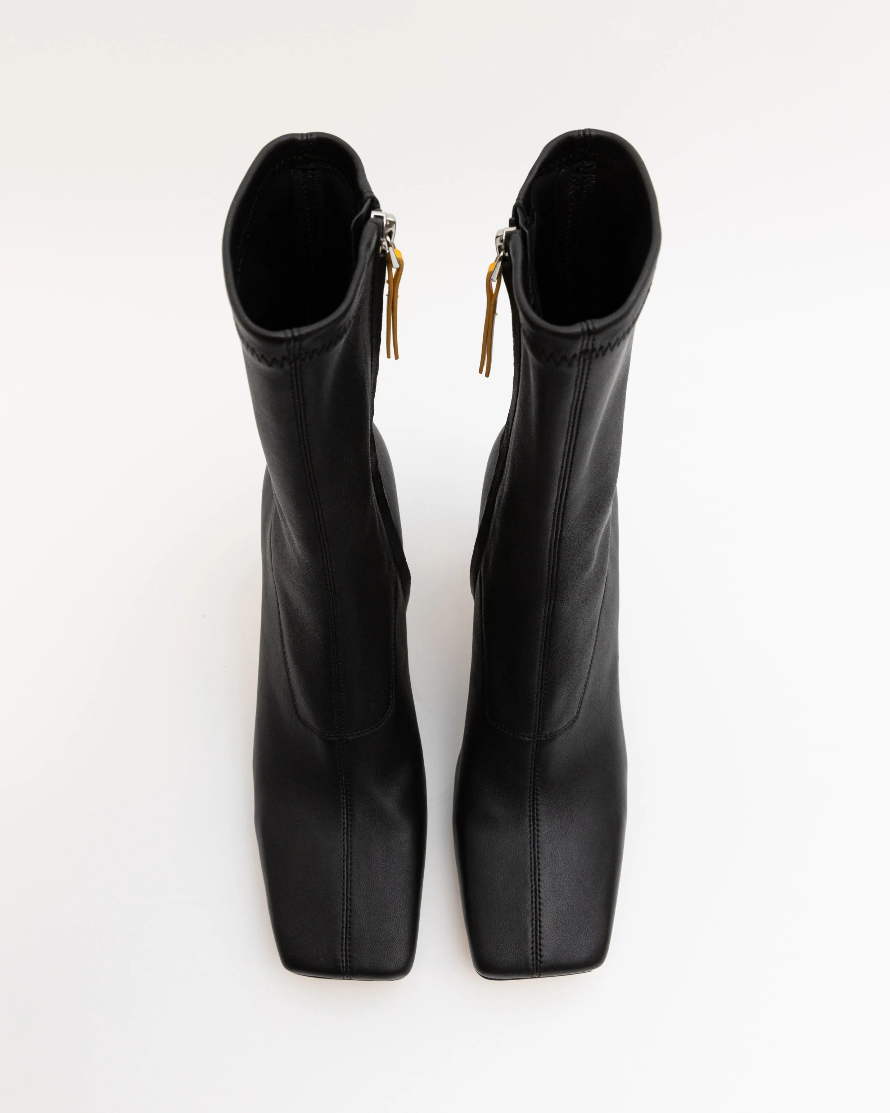 Oncept Lyon Boot in Black